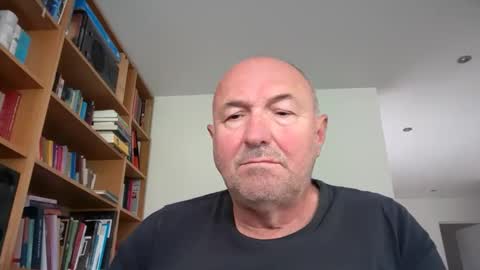 Snapshot of bartvel chatting on May 2026 09:37:02 AM bartvel online show from May 2026 09:37:02 AM