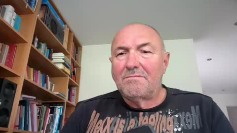 Snapshot of bartvel chatting on May 2026 11:18:02 AM bartvel online show from May 2026 11:18:02 AM
