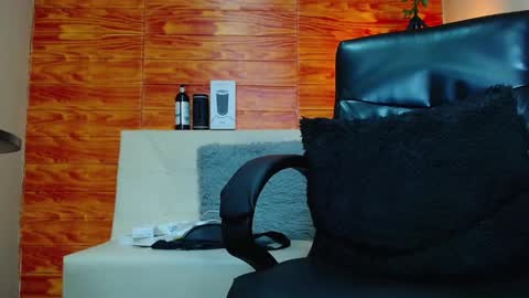 Bastian online show from January 2025 06:56:01 AM