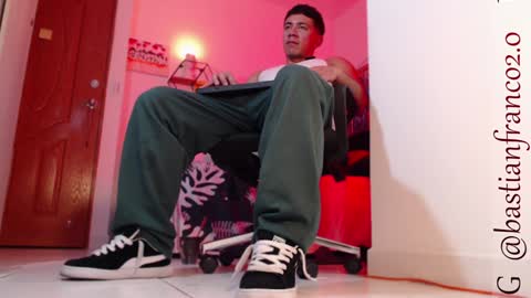 Snapshot of bastian_franco01 chatting on December 2024 12:28:01 AM Bastian Independent Model online show from December 2024 12:28:01 AM