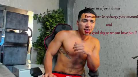 Bastian Independent Model online show from December 2025 12:10:01 PM