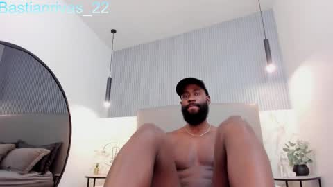 Bastian. online show from October 2025 12:04:02 PM