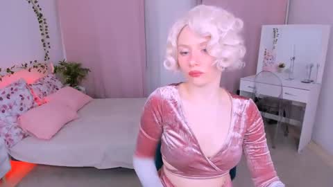 Snapshot of bat_laughing_bat chatting on May 2026 11:29:02 AM Ask me online show from May 2026 11:29:02 AM