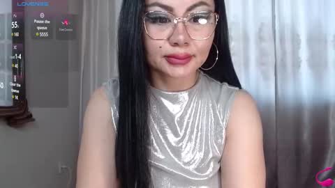 Lara online show from February 2025 05:19:02 AM