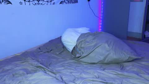 mett online show from October 2025 11:16:01 PM