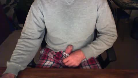 Snapshot of batebro13 chatting on December 2024 01:51:01 PM BateBro13 online show from December 2024 01:51:01 PM