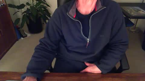Snapshot of batebro13 chatting on March 2025 12:01:02 PM BateBro13 online show from March 2025 12:01:02 PM