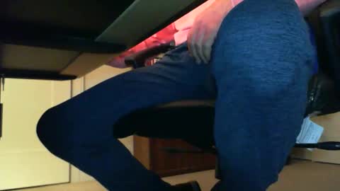 BateBro13 online show from November 2025 01:55:02 PM