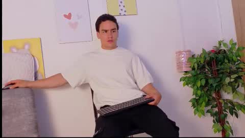 battista  online show from March 2026 11:43:01 PM