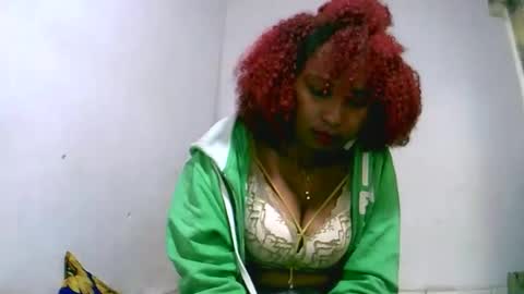 Snapshot of bavianona chatting on September 2025 04:45:02 AM bavianona online show from September 2025 04:45:02 AM