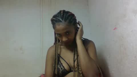 bavianona online show from October 2025 01:33:02 PM