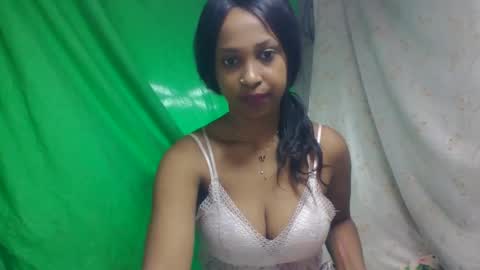 bavianona online show from November 2025 04:23:02 AM