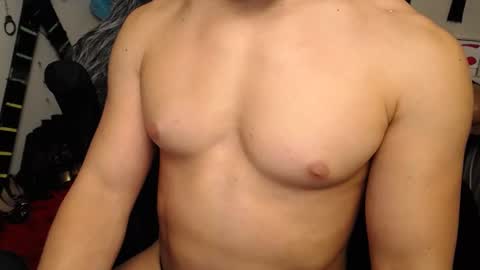 Bayron Rodriguez online show from February 2025 03:01:01 AM