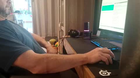 Snapshot of bazooka76 chatting on September 2025 09:36:02 PM bazooka76 online show from September 2025 09:36:02 PM