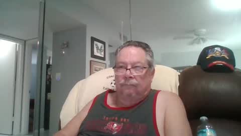 Single Grandpa in Florida. Love to C2C and have Fun Privately online show from October 2025 02:42:02 PM