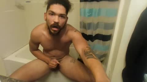 Snapshot of bbbbbro21 chatting on October 2025 06:53:02 PM bbbbbro21 online show from October 2025 06:53:02 PM