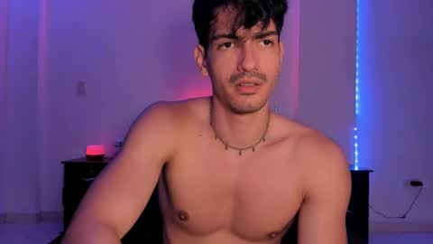 Valentino online show from January 2025 12:05:02 AM