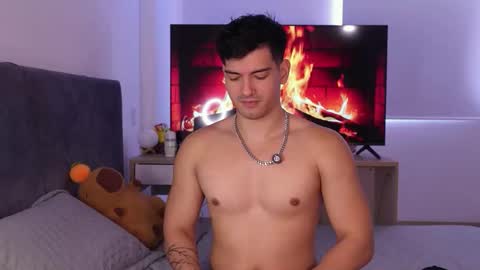 Valentino online show from January 2026 09:07:02 PM