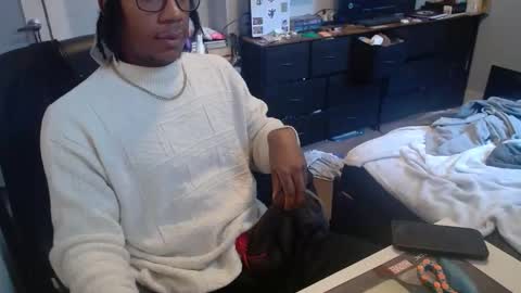 Racks online show from February 2026 09:01:01 PM