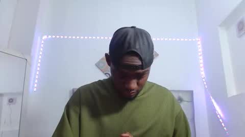 Snapshot of bbc_stallionn chatting on November 2025 07:02:02 PM Andrew online show from November 2025 07:02:02 PM