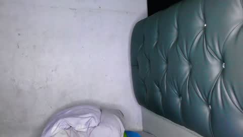 john online show from January 2025 03:30:01 AM