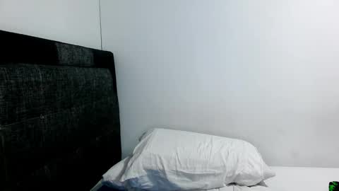 john online show from March 2025 02:04:01 AM