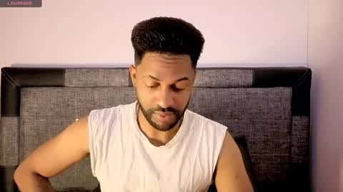 john online show from October 2025 02:51:02 AM