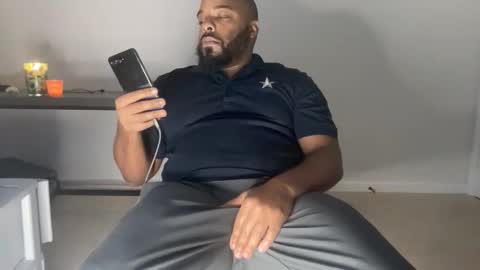 Snapshot of bbcfun44 chatting on October 2025 12:44:02 PM Zaddy online show from October 2025 12:44:02 PM