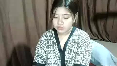 bbflower29 online show from April 2026 10:19:02 AM