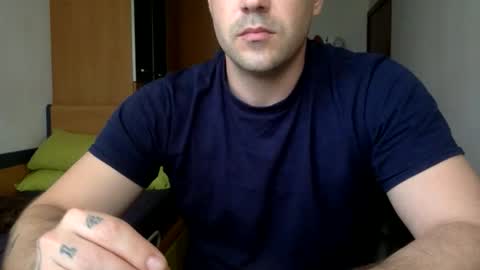 BB Namelezz online show from April 2026 04:42:02 PM