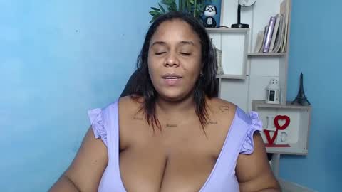 Snapshot of bbw_charlote chatting on February 2025 12:05:02 PM Charlote online show from February 2025 12:05:02 PM