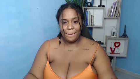Snapshot of bbw_charlote chatting on February 2025 12:06:01 PM Charlote online show from February 2025 12:06:01 PM