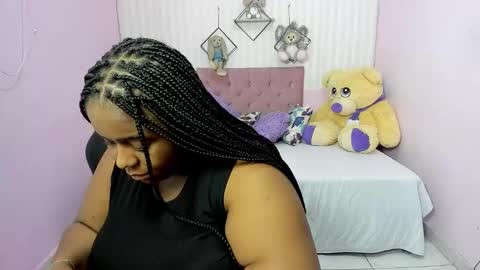 Charlote online show from October 2025 12:23:02 PM