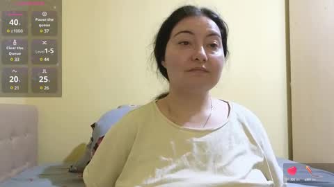 Emma online show from February 2025 07:09:01 PM