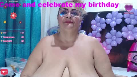 Snapshot of bbwsalome chatting on February 2025 03:19:01 AM Salome online show from February 2025 03:19:01 AM