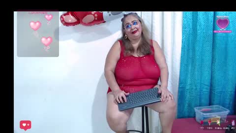 Snapshot of bbwsalome chatting on February 2025 01:00:02 AM Salome online show from February 2025 01:00:02 AM