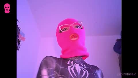 Amber  online show from October 2025 01:56:02 PM