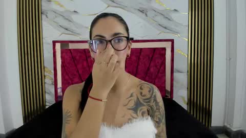 daniela villamizar online show from November 2025 02:07:02 PM