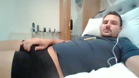 bearboudior online show from November 2025 04:28:01 PM