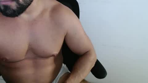 Beard Guy online show from February 2025 08:10:02 PM