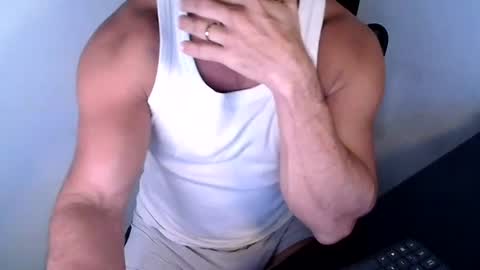 Snapshot of beard_top_guy chatting on July 2026 11:14:01 AM Beard Guy online show from July 2026 11:14:01 AM