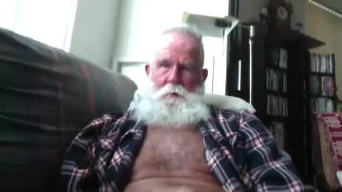beardbushy online show from September 2025 03:59:01 PM