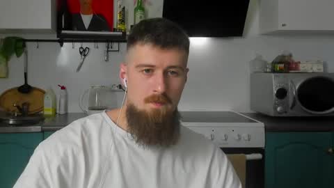 Snapshot of bearded_legend chatting on January 2025 08:51:01 PM Zeus online show from January 2025 08:51:01 PM
