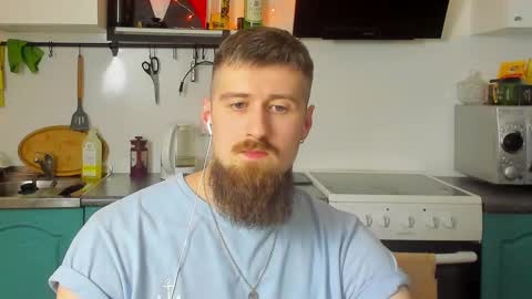 Snapshot of bearded_legend chatting on January 2025 09:04:02 PM Zeus online show from January 2025 09:04:02 PM