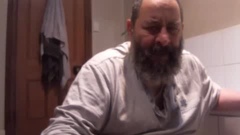 bearsteve75 online show from April 2026 03:39:01 PM