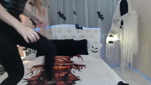 Snapshot of beataangel chatting on October 2025 07:54:02 AM beataangel online show from October 2025 07:54:02 AM