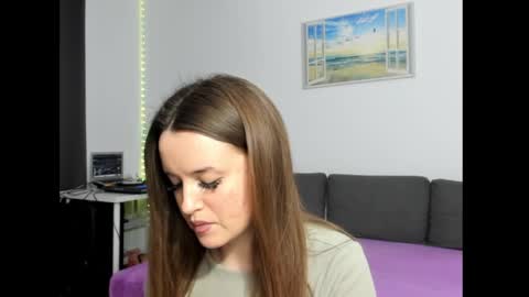 Snapshot of beatixxxandliam chatting on December 2024 10:14:02 PM beatixxxandliam online show from December 2024 10:14:02 PM