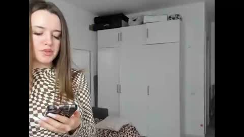 Snapshot of beatixxxandliam chatting on February 2025 08:35:01 AM beatixxxandliam online show from February 2025 08:35:01 AM
