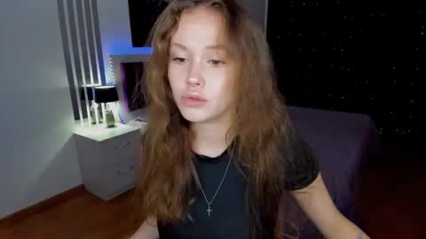 BeatriceWild online show from November 2025 11:10:01 AM