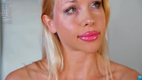 beatrix_rich online show from November 2025 05:46:02 PM